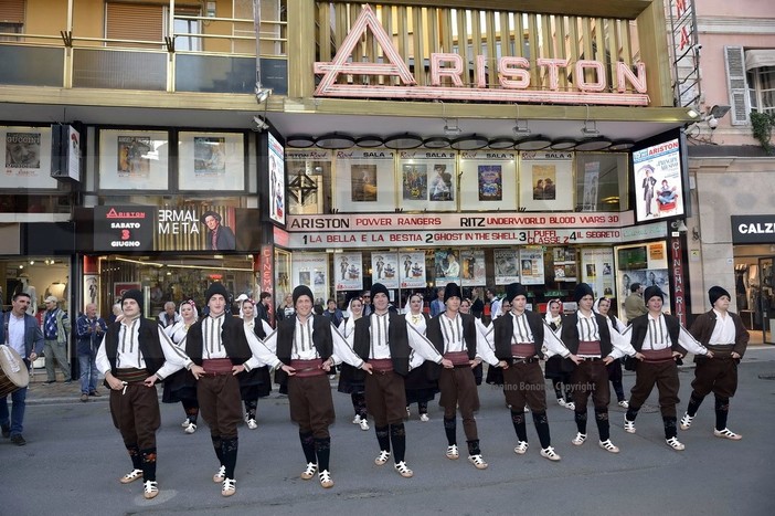 Sanremo: proseguono le sfilate del Festival del Folklore in centro, le foto di oggi di Tonino Bonomo