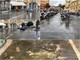 Sanremo: esplode la fognatura in piazza Eroi, strada invasa da liquami e miasmi fino a via Roma (Foto e Video) Sanremo: esplode la fognatura in piazza Eroi, strada invasa da liquami e miasmi fino a via Roma (Foto e Video)