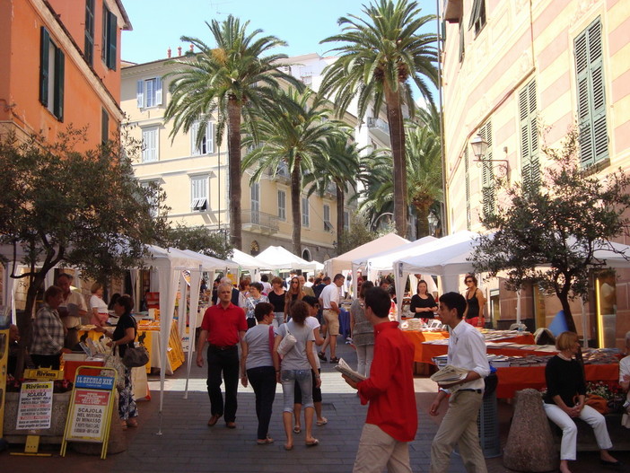 La 'Fiera del Libro' di Imperia ha indetto il 5° concorso di poesia 'La ricerca di sè'