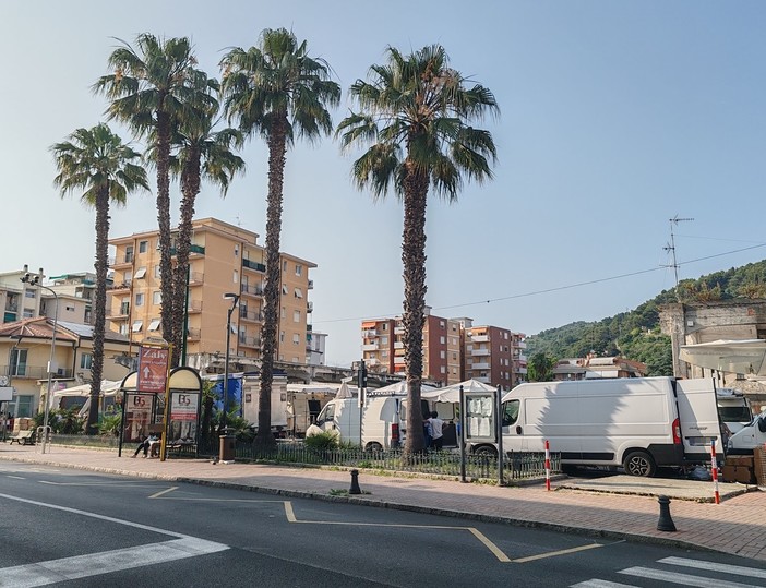 Fiere annuali di Pentecoste e del IV Novembre, Vallecrosia apporta variazioni