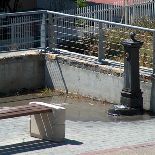 Santo Stefano al Mare: fontana rotta sulla ciclabile, mail di un nostro lettore