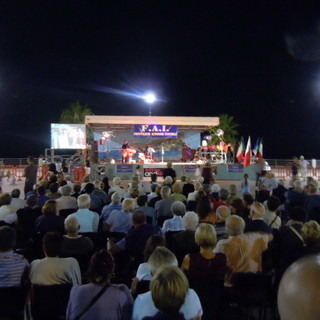 Ventimiglia: domani sera al 'Resentello' la 'Festa dei frontalieri' organizzata dal Fai Ventimiglia: domani sera al 'Resentello' la 'Festa dei frontalieri' organizzata dal Fai