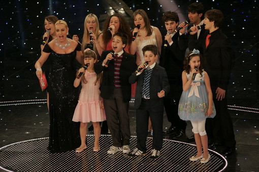 Festival: performance dei bambini di 'Ti lascio una canzone'