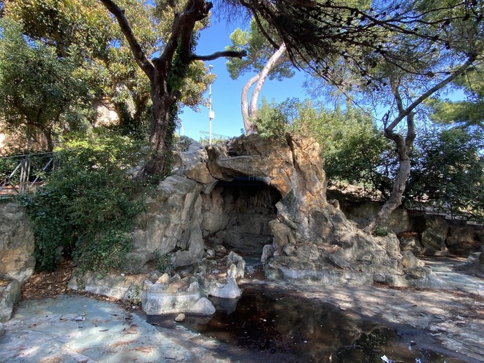 Sanremo: Comitato Pat e associazioni del territorio chiedono una revisione del restyling dei giardini Regina Elena Sanremo: Comitato Pat e associazioni del territorio chiedono una revisione del restyling dei giardini Regina Elena