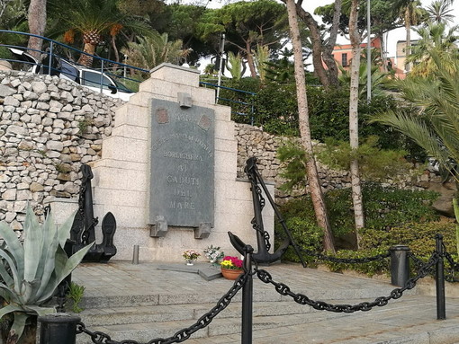 Bordighera: oggi le celebrazioni della ‘Festa dell’Unità Nazionale’ e della ‘Giornata delle Forze Armate’ (Foto e Video) Bordighera: oggi le celebrazioni della ‘Festa dell’Unità Nazionale’ e della ‘Giornata delle Forze Armate’ (Foto e Video)