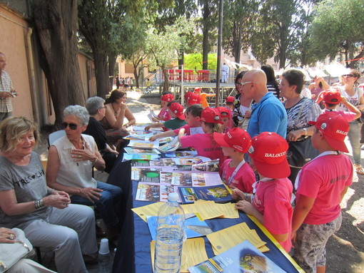 Diano Marina: questo pomeriggio l'I.C. Diano ha festeggiato a Villa Scarsella la conclusione dell'anno scolastico Diano Marina: questo pomeriggio l'I.C. Diano ha festeggiato a Villa Scarsella la conclusione dell'anno scolastico