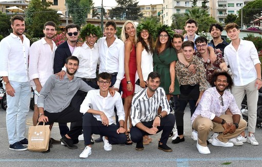 Sanremo: festa di Laurea ieri sera per tre giovani matuziani dopo un anno difficile per il Coronavirus (Foto)