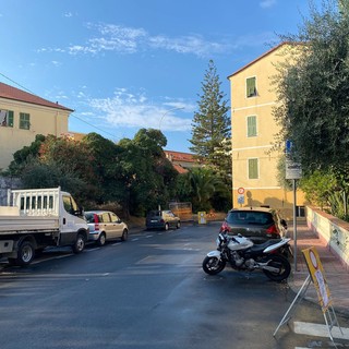 Fuga gas ad Arma di Taggia: chiusa per lavori via San Giuseppe, viabilità deviata in via Magellano (Foto) Fuga gas ad Arma di Taggia: chiusa per lavori via San Giuseppe, viabilità deviata in via Magellano (Foto)