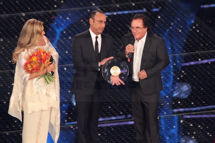 #Sanremo2015: Al Bano e Romina infiammano la platea dell'Ariston, anche per loro è standing ovation #Sanremo2015: Al Bano e Romina infiammano la platea dell'Ariston, anche per loro è standing ovation