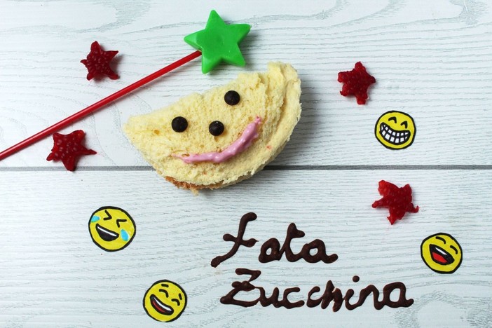 Felici &amp; Veloci, la nuova ricetta di Fata Zucchina: mezzaluna al lampone