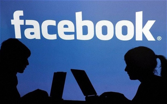 Scopri l'efficacia di Facebook per sviluppare il tuo lavoro