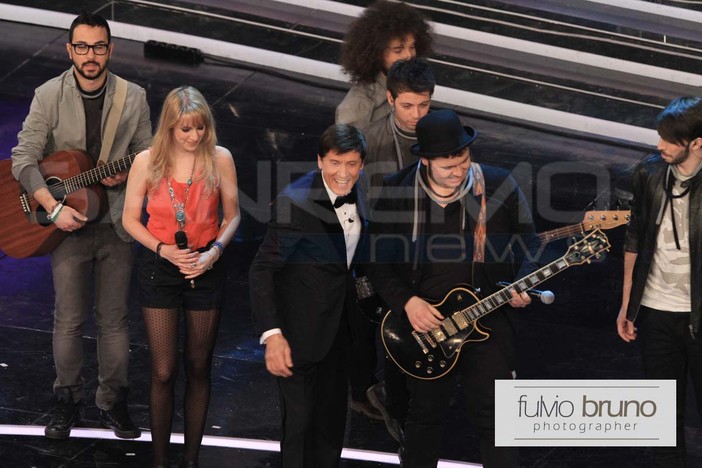 Festival Sanremo: è il gruppo ‘Iohosemprevoglia’ a passare il turno nella sfida contro Celeste Gaia