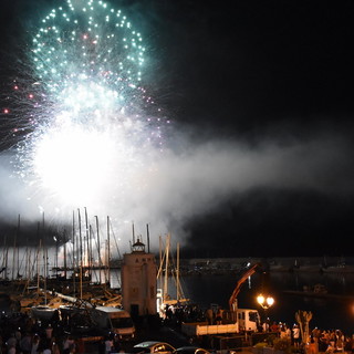 Sanremo: fuochi d'artificio di Ferragosto, Germano (Rifondazione) "Cosa fa il comune per gli animali?" Sanremo: fuochi d'artificio di Ferragosto, Germano (Rifondazione) "Cosa fa il comune per gli animali?"