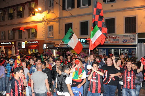 Imperia: gli auguri di fine anno dal Milan Club per tutti i tifosi rossoneri