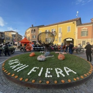 Si alza il sipario sulla Fiera della Zucca di Piozzo, presidio Slow Food che guarda al panorama nazionale Si alza il sipario sulla Fiera della Zucca di Piozzo, presidio Slow Food che guarda al panorama nazionale