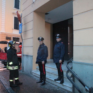 Imperia: allarme per fuga di gas in via T. Schiva, i Vigili del Fuoco parlano di emissioni causate da solventi Imperia: allarme per fuga di gas in via T. Schiva, i Vigili del Fuoco parlano di emissioni causate da solventi