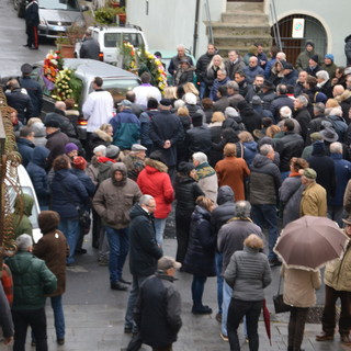 Bajardo: una grande folla di amici e compaesani ma anche tante autorità e Sindaci ai funerali di Jose Littardi