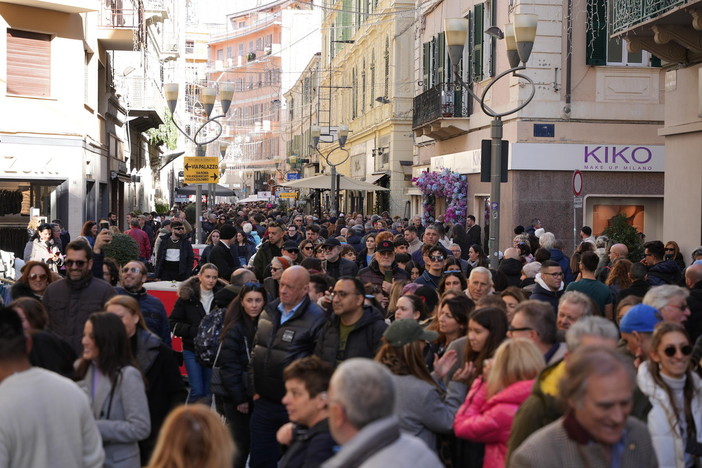 Festival di Sanremo, tempo di bilanci: "La città dei fiori al centro di un 'tormentone' immobiliare con tariffe fino al 50% in più" Festival di Sanremo, tempo di bilanci: "La città dei fiori al centro di un 'tormentone' immobiliare con tariffe fino al 50% in più"