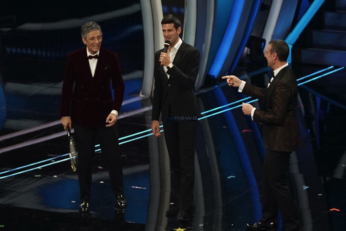 La gag tra Fiorello, Amadeus e Nole La gag tra Fiorello, Amadeus e Nole