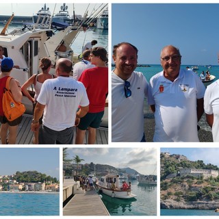'Festa del Turista', giro gratuito in barca alla scoperta del litorale di Ventimiglia (Foto e video) 'Festa del Turista', giro gratuito in barca alla scoperta del litorale di Ventimiglia (Foto e video)