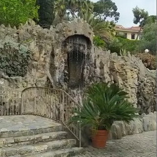 Sanremo: riattivata con un lavoro della cooperativa Jobel la fontana del parco 'Villa del Sole'