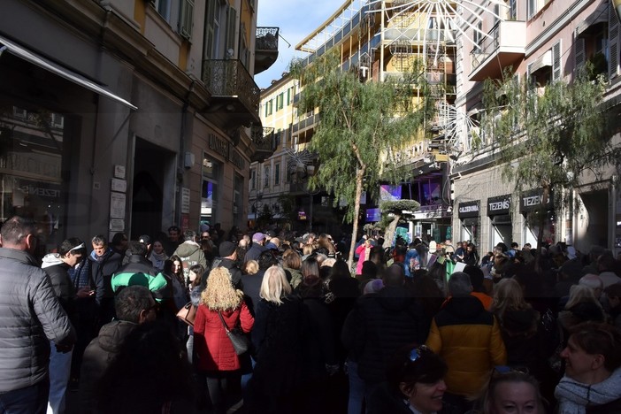 Strutture ricettive strapiene per il Festival ma non solo a Sanremo: 'sold out' in tutta la provincia Strutture ricettive strapiene per il Festival ma non solo a Sanremo: 'sold out' in tutta la provincia