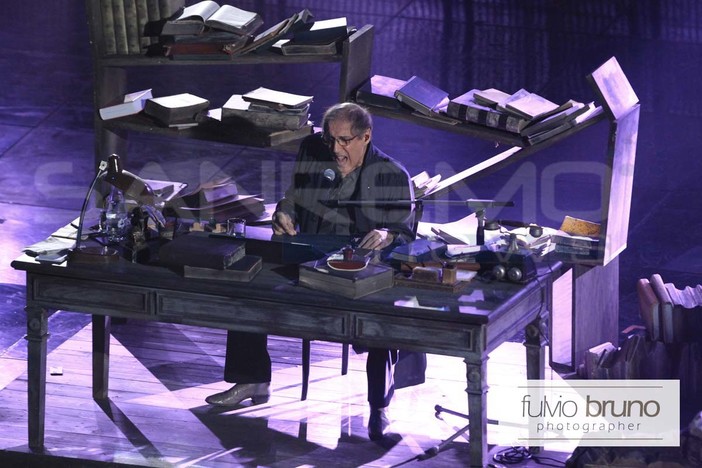 Festival di Sanremo 2012: annullata la conferenza stampa di Adriano Celentano Festival di Sanremo 2012: annullata la conferenza stampa di Adriano Celentano