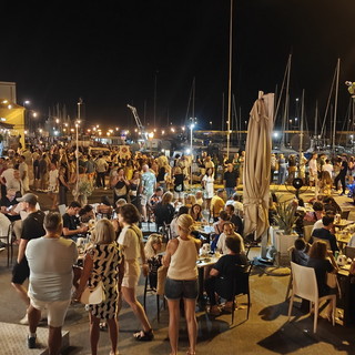 Sanremo: turismo, Ferragosto top ma anche la stagione estiva sta andando bene per il commercio Sanremo: turismo, Ferragosto top ma anche la stagione estiva sta andando bene per il commercio