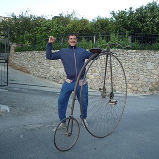 Bicicletta ottocentesca prestata dalla Famiglia Montessoro delle Ville Bicicletta ottocentesca prestata dalla Famiglia Montessoro delle Ville