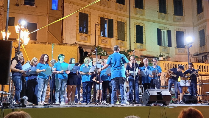 Sanremo: in piazza San Siro emozioni, musica e gioia per il Festival delle Corali' (Foto) Sanremo: in piazza San Siro emozioni, musica e gioia per il Festival delle Corali' (Foto)
