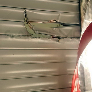 Sanremo: furto di telefoni, tablet ed altro materiale elettronico stanotte al Luna Park (Foto) Sanremo: furto di telefoni, tablet ed altro materiale elettronico stanotte al Luna Park (Foto)