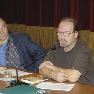 Sanremo: grande successo ieri al Teatro dell'Opera per Flavio Oreglio ed il suo libro