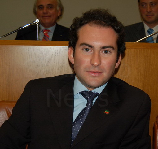 Ventimiglia: dimissioni di Filippo Bistolfi, la solidarietà dei giovani del Pdl Ventimiglia: dimissioni di Filippo Bistolfi, la solidarietà dei giovani del Pdl