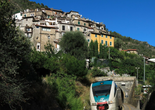 L'Assessore Berrino in visita al Sindaco di Ventimiglia: entro giugno il collegamento definitivo bus-treno con Cuneo