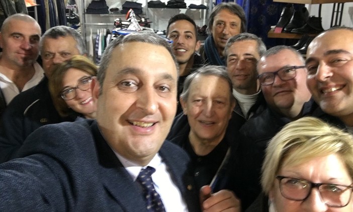 Ventimiglia: ieri riunione di Fratelli d'Italia, Iacobucci "Attendiamo Scullino, altrimenti niente panico" Ventimiglia: ieri riunione di Fratelli d'Italia, Iacobucci "Attendiamo Scullino, altrimenti niente panico"