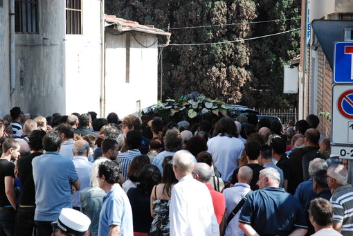 Sanremo: 500 persone hanno dato oggi pomeriggio l'ultimo saluto ad Angelo Galloni Sanremo: 500 persone hanno dato oggi pomeriggio l'ultimo saluto ad Angelo Galloni