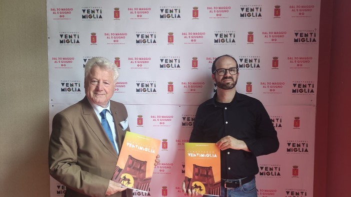 Il vice sindaco Simone Bertolucci alla presentazione di 'Fumettando'