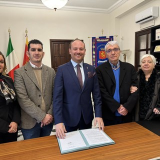Ventimiglia, tornano i nonni vigile davanti alle scuole: firmata convenzione con l'Auser Aps Ventimiglia, tornano i nonni vigile davanti alle scuole: firmata convenzione con l'Auser Aps