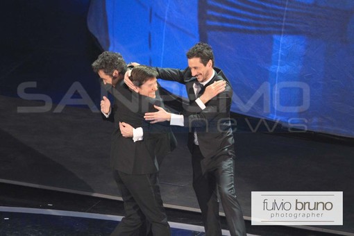 Festival Sanremo 2012: si è alzato il sipario sulla prima serata della 62esima edizione della kermesse