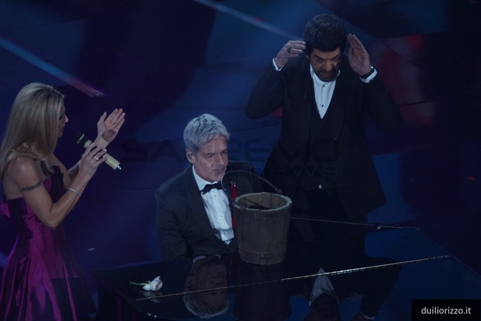 #Sanremo2018: tengono gli ascolti. La seconda serata registra il 47% di share #Sanremo2018: tengono gli ascolti. La seconda serata registra il 47% di share