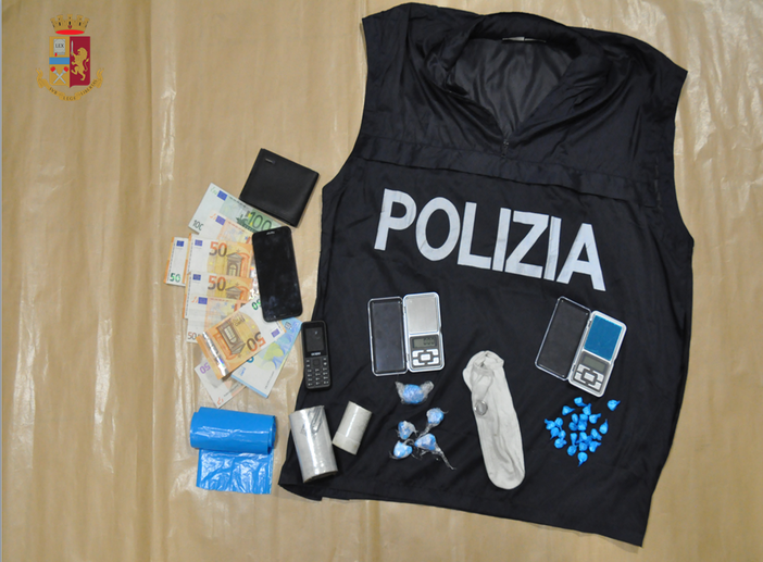 Blitz antidroga a Ventimiglia: arrestati due albanesi che spacciavo cocaina nel Ponente