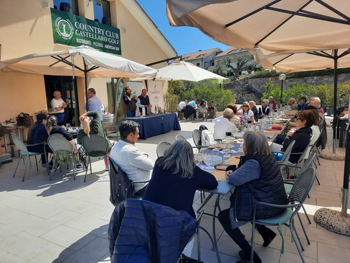 Castellaro: grande partecipazione per la gara di golf 'Fattorie di Gusto' organizzato da Confesercenti (Foto) Castellaro: grande partecipazione per la gara di golf 'Fattorie di Gusto' organizzato da Confesercenti (Foto)
