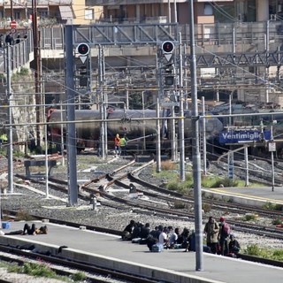 Treno merci deragliato a Ventimiglia, assolto il tecnico francese responsabile del convoglio Treno merci deragliato a Ventimiglia, assolto il tecnico francese responsabile del convoglio