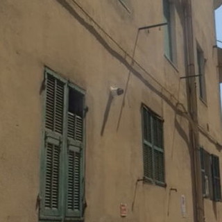 Sanremo: da un anno una cucina senza la canna fumaria, i residenti chiedono l'intervento del Sindaco