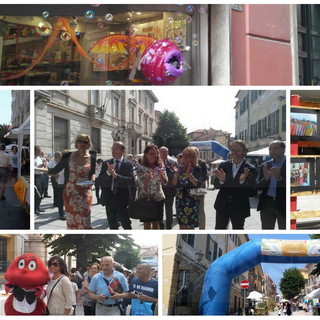 Imperia: inaugurata questo pomeriggio la 16a edizione della 'Fiera del Libro' (Foto e Video) Imperia: inaugurata questo pomeriggio la 16a edizione della 'Fiera del Libro' (Foto e Video)