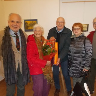 Bordighera: grande festa oggi pomeriggio per i 100 anni della pittrice Bea di Vigliano (Foto) Bordighera: grande festa oggi pomeriggio per i 100 anni della pittrice Bea di Vigliano (Foto)