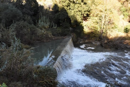 Donna cade sugli scogli sul rio Barbaira: soccorsa dai Vigili del Fuoco, Soccorso Alpino e 118 Donna cade sugli scogli sul rio Barbaira: soccorsa dai Vigili del Fuoco, Soccorso Alpino e 118