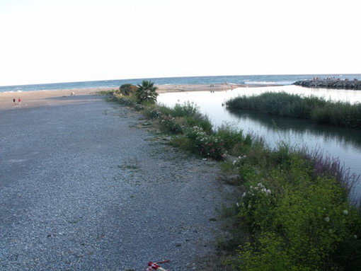 Il Sindaco di Ventimiglia ed i tecnici comunali in giro per la città per monitorare corsi d'acqua e torrenti