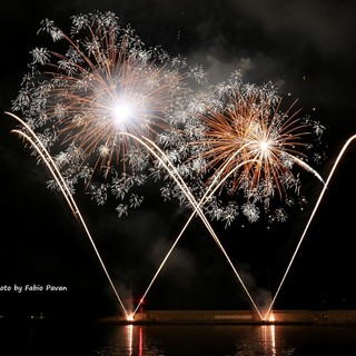Sanremo: domenica sera tornano i 'Foghi da Madona', divieto di vendita bevande da asporto sul porto Sanremo: domenica sera tornano i 'Foghi da Madona', divieto di vendita bevande da asporto sul porto