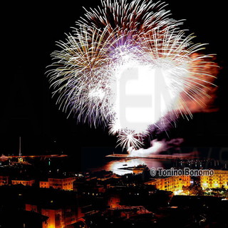 Sanremo: fuochi d'artificio blindati per garantire la sicurezza, disposizioni della Prefettura sui grandi eventi di massa